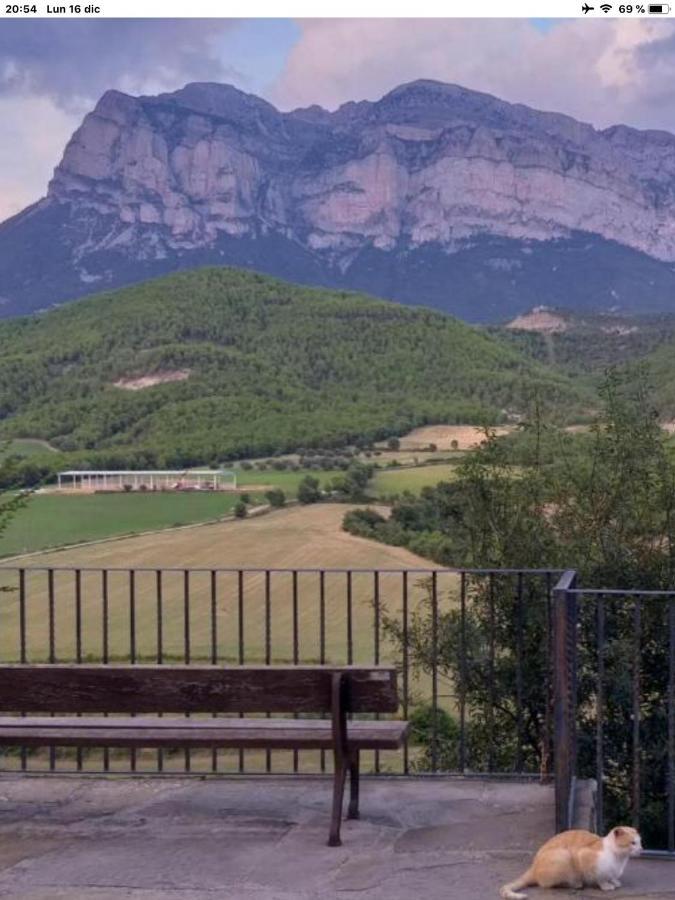 Preciosas Vistas A La Montana, Luminoso Y Acogedor Apartment El Pueyo de Araguás Exterior photo